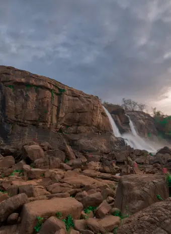 Summer Escape – Unwind By The Falls