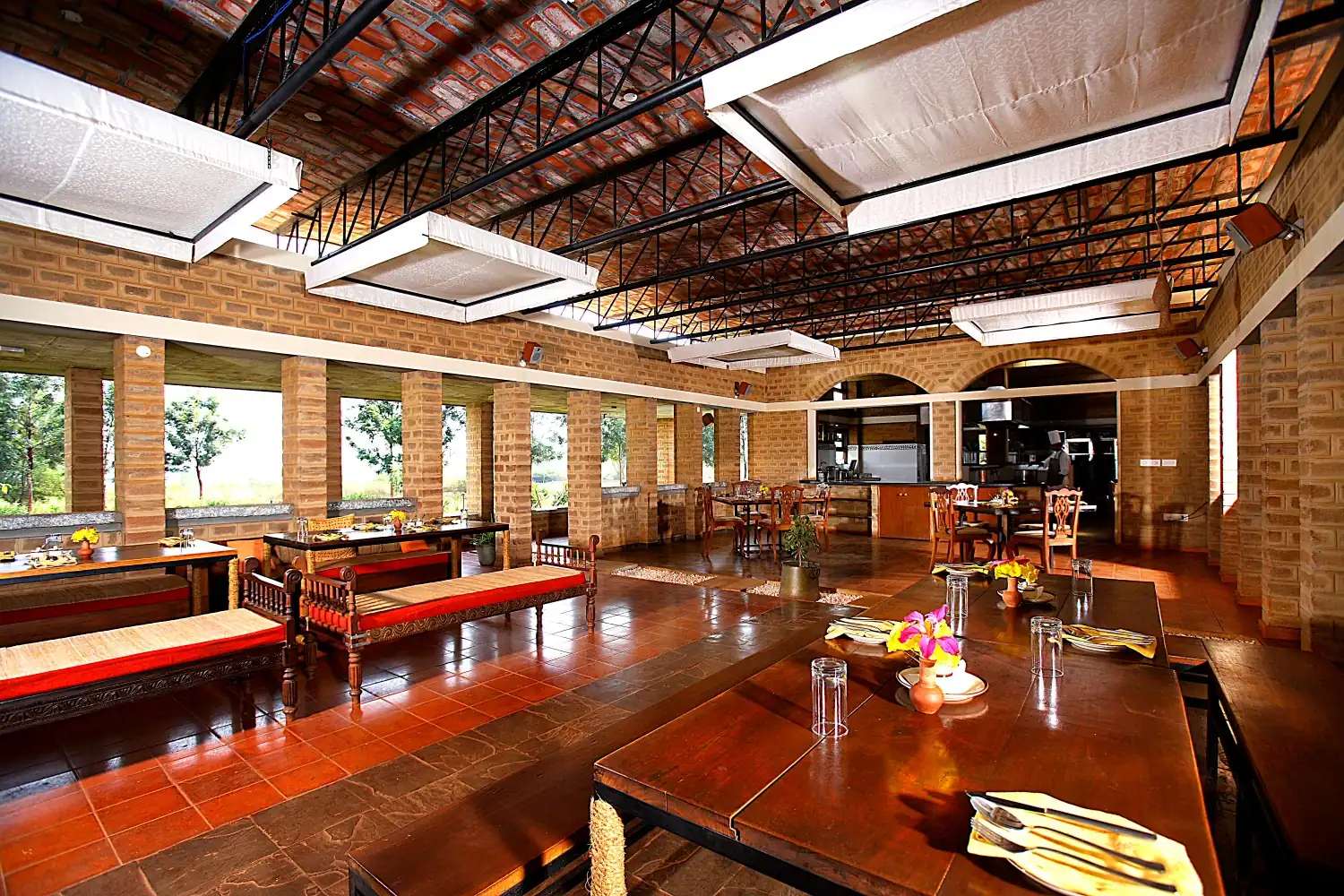 Farm-to-Table Dining, Rooted in Nature